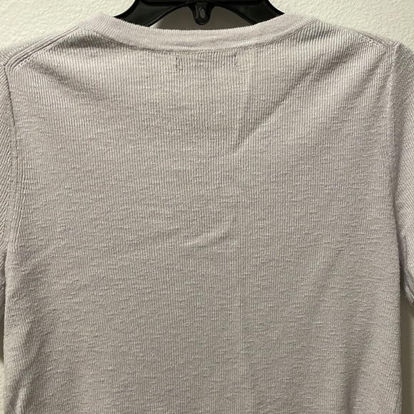 An Off White Banana Republic Cropped Cardigan! - Picture 11 of 13